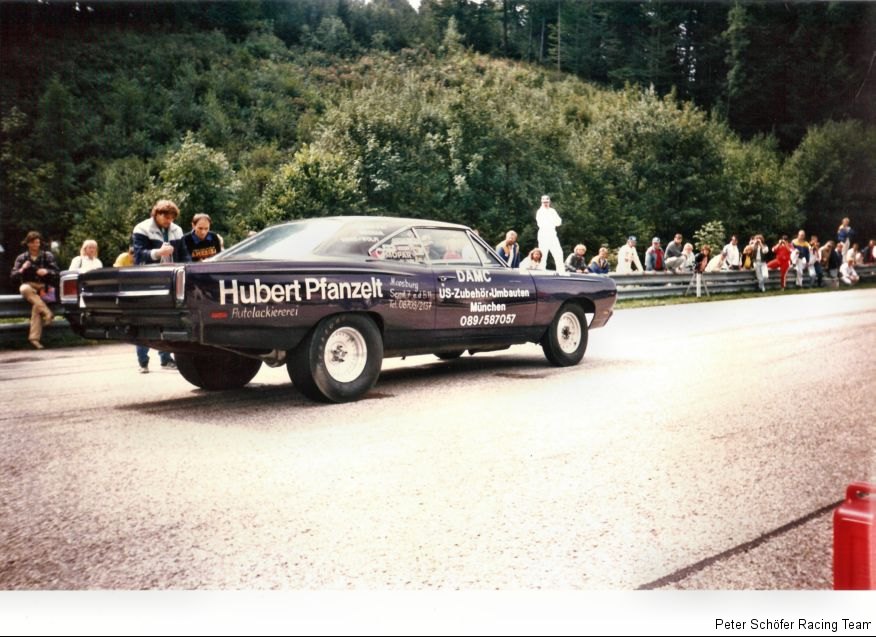 1984-1985-roadrunner